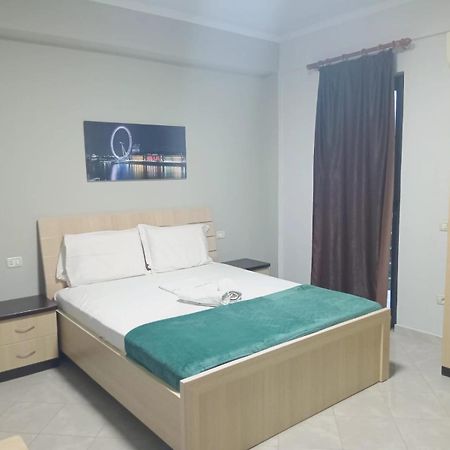 Tale Hotel Blue Moon מראה חיצוני תמונה