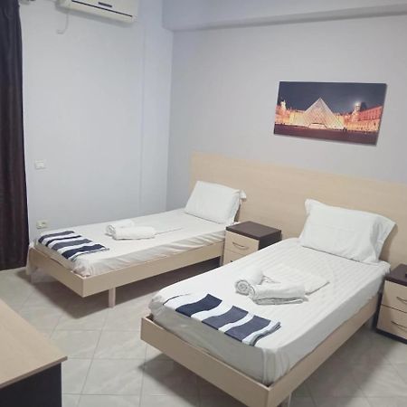 Tale Hotel Blue Moon מראה חיצוני תמונה